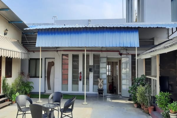 Hotel Rushabh Home