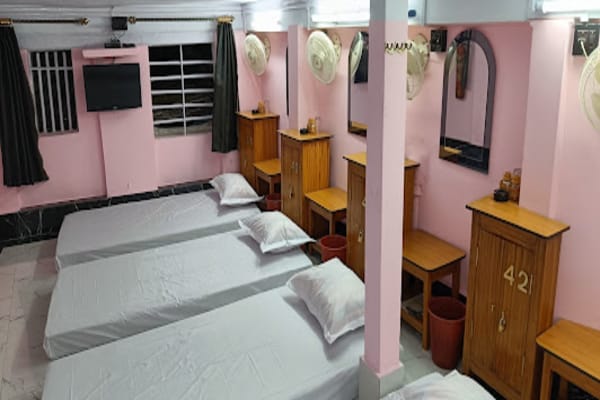 New Calcutta Hotel
