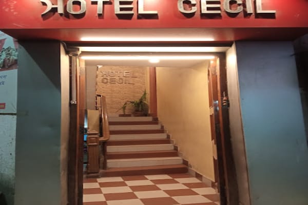 Hotel Cecil