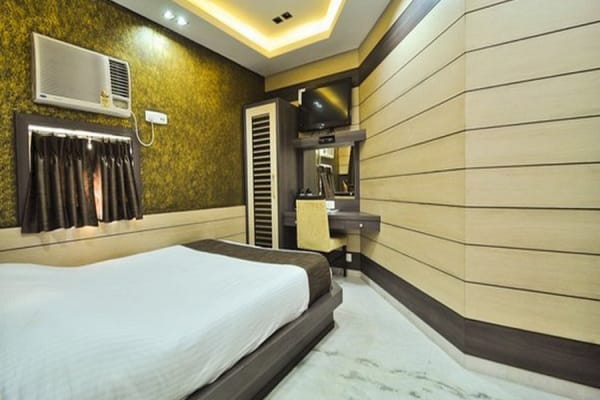 Hotel Esteem