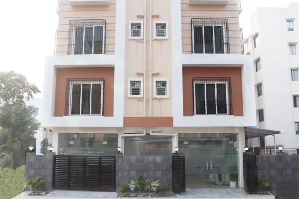 Axon Corporate Stays