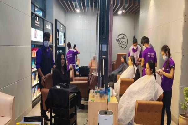 Naturals Salon