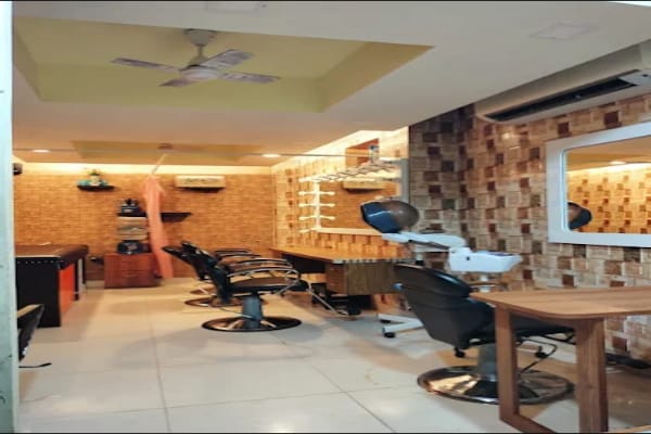 Saaz Ladies Beauty Clinic & Salon