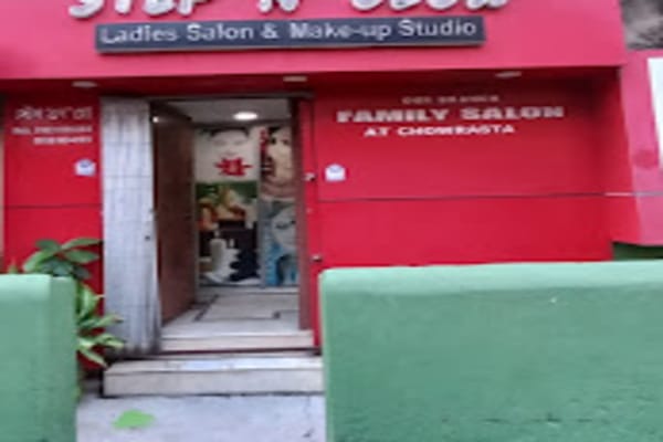 Step N Glow ladies Salon & Makeup studio