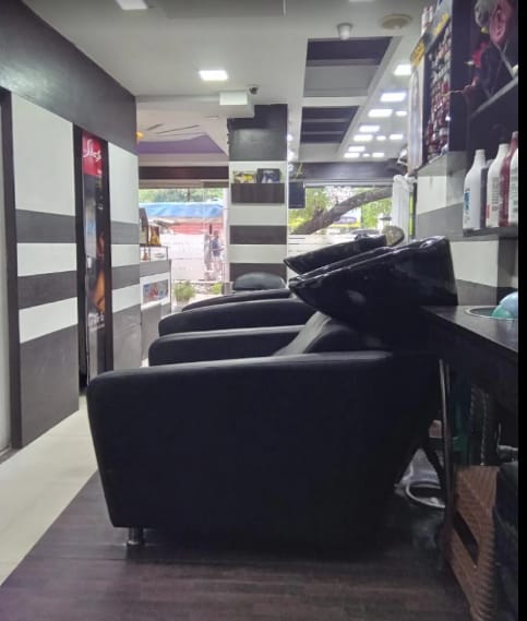 Shape-Up Hair & Beauty Studio