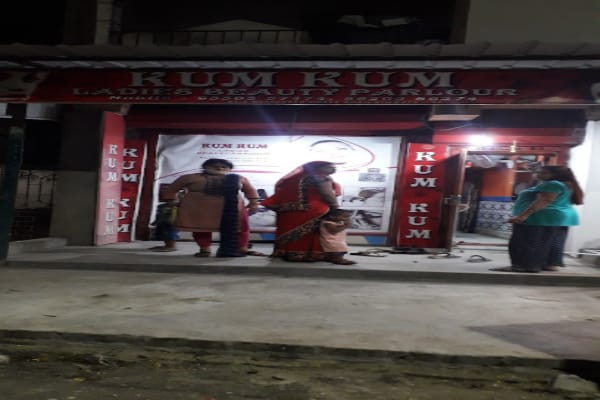 Kum Kum Ladies Beauty Parlour And Stores