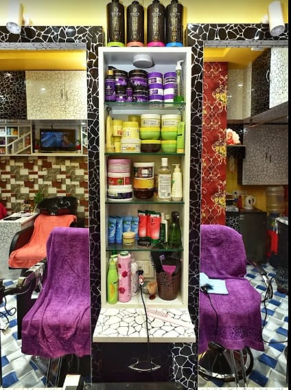 BALIKA BADHU Ladies Beauty Salon