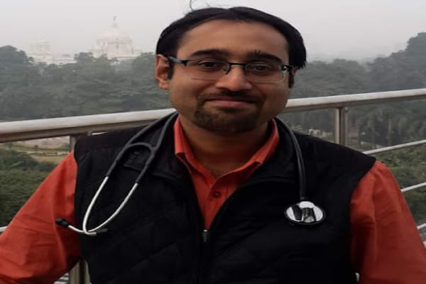 Dr. Subhashis Dey Cardiologist and Internal Medicine in Kolkata