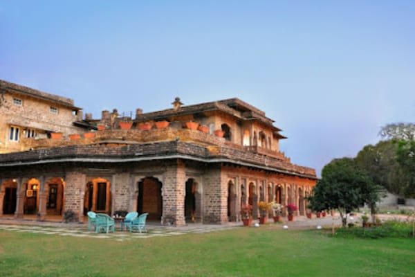 Sukhdham Kothi , A heritage hotel