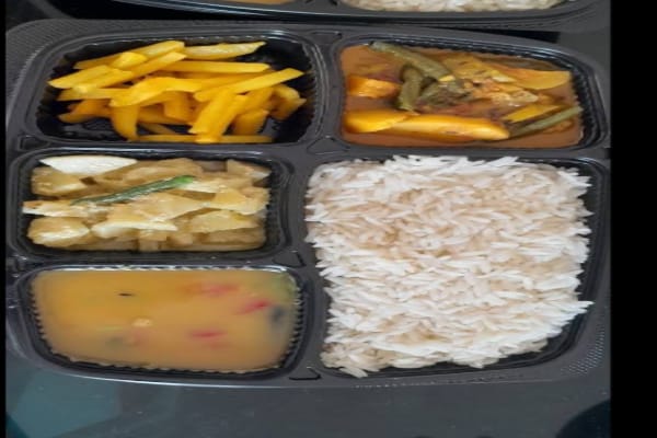 Pet Pujo kitchen