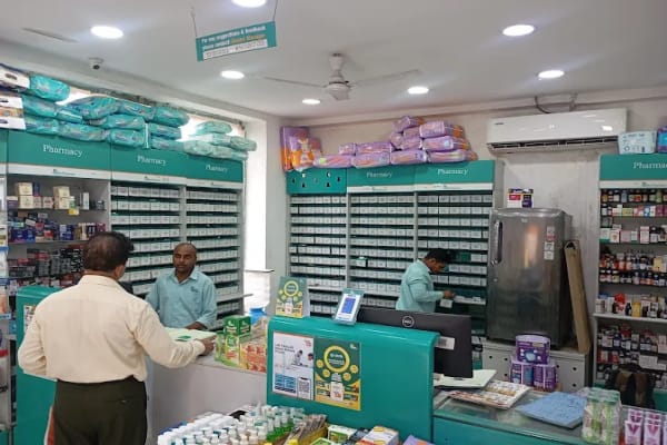 Apollo Pharmacy Panchsheel Hynish Greater Noida