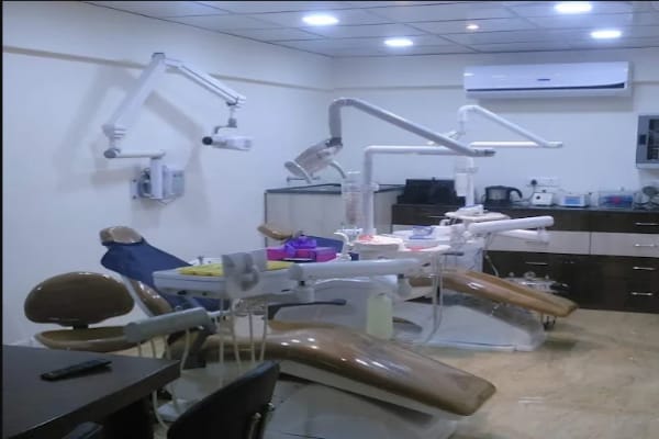 EO Dental | Implants, Aligners, Braces , Veneers I Best Dentist & Dental Clinic In Greater Noida West / Noida Extension
