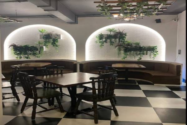 Food & Restaurant