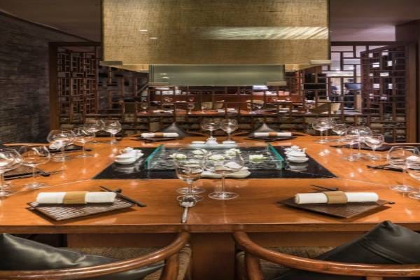 Food & Restaurant