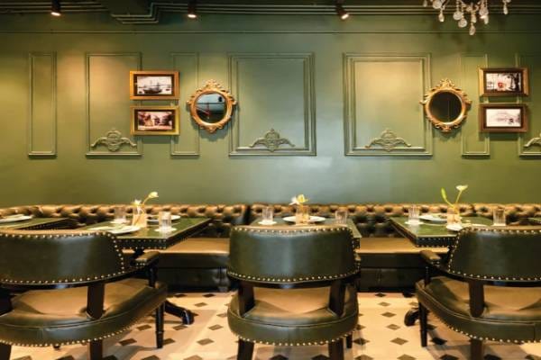 Food & Restaurant