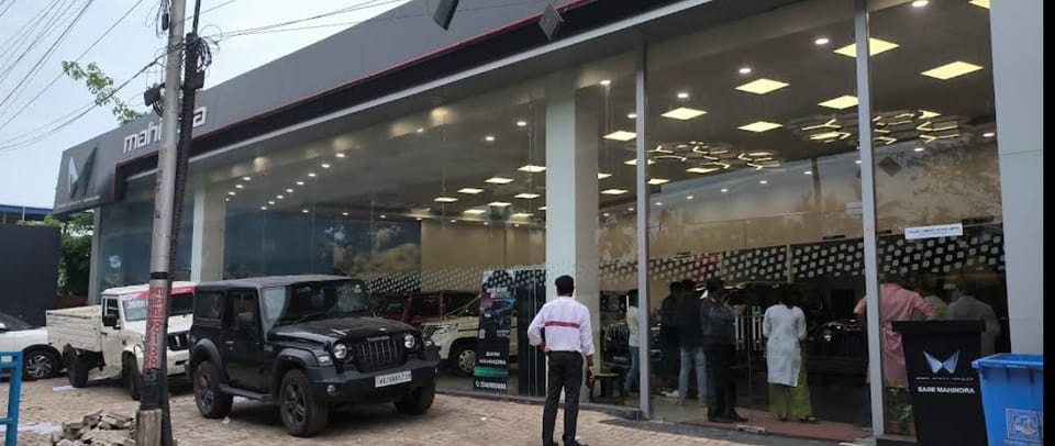 Mahindra Cascade Commerce Private Limited - SUV & Commercial Vehicle Showroom