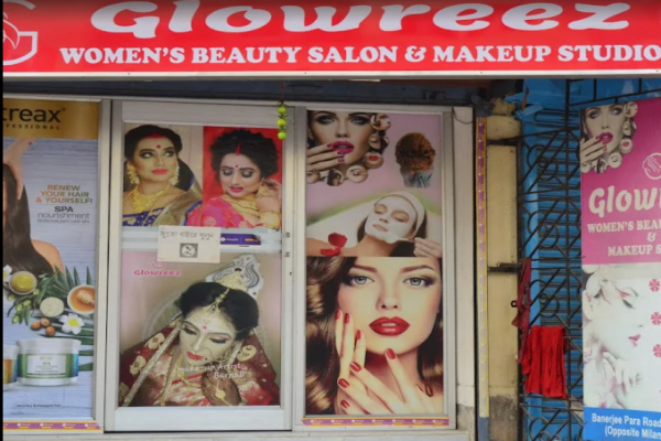 Glowreez Women's Beauty Salon & Makeup Studio