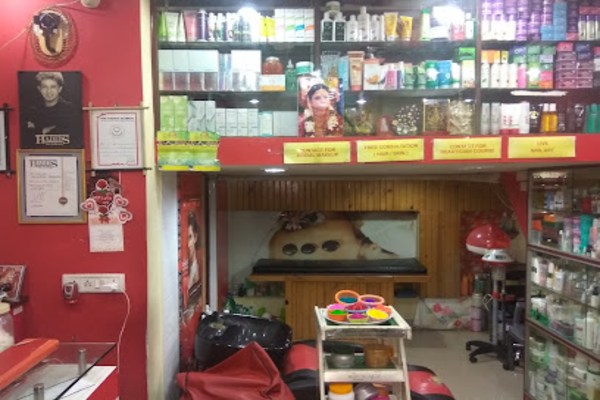 Srishti Ladies Beauty Clinic,Spa & Training Centre