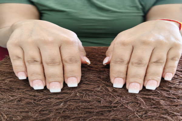 Luxury nail art home service kolkata
