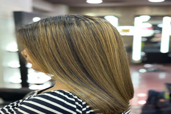 GOSSIP SALON