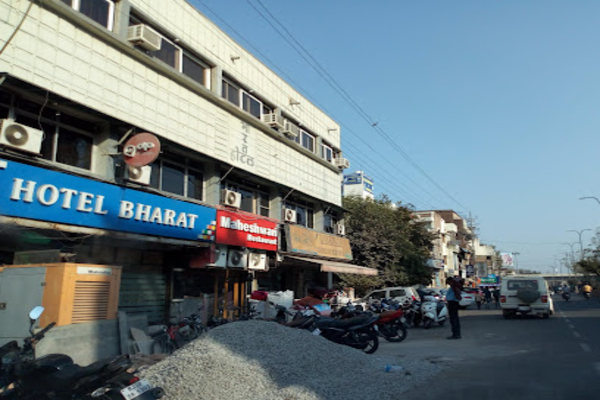Hotel Bharat