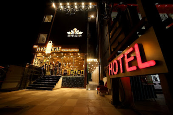 CRYSTAL INN HOTEL